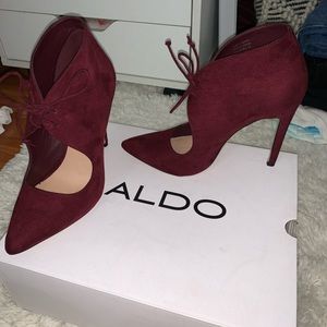 Also Eliania Heels